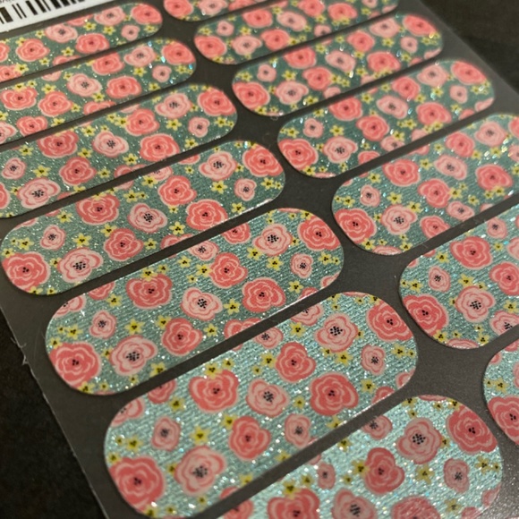 Jamberry Nail Wraps Stylebox Exclusive May 2016 - Picture 3 of 6